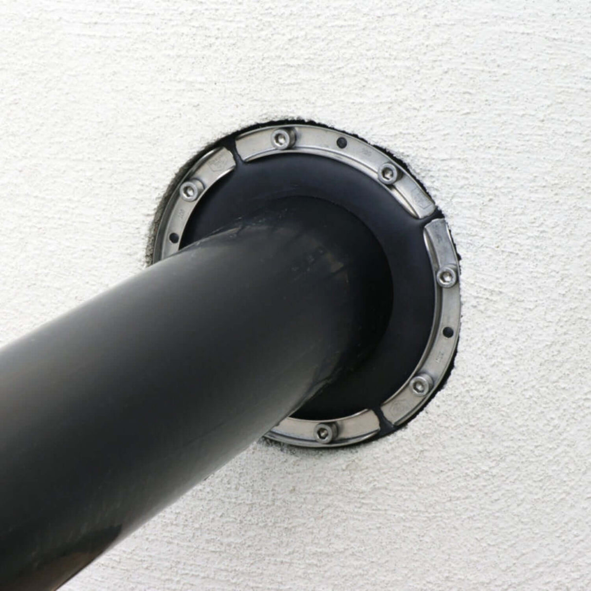 MEC Seal | Stainless Steel & EPDM (NBR) Super Segmented Opening | Utility Pipe Supply
