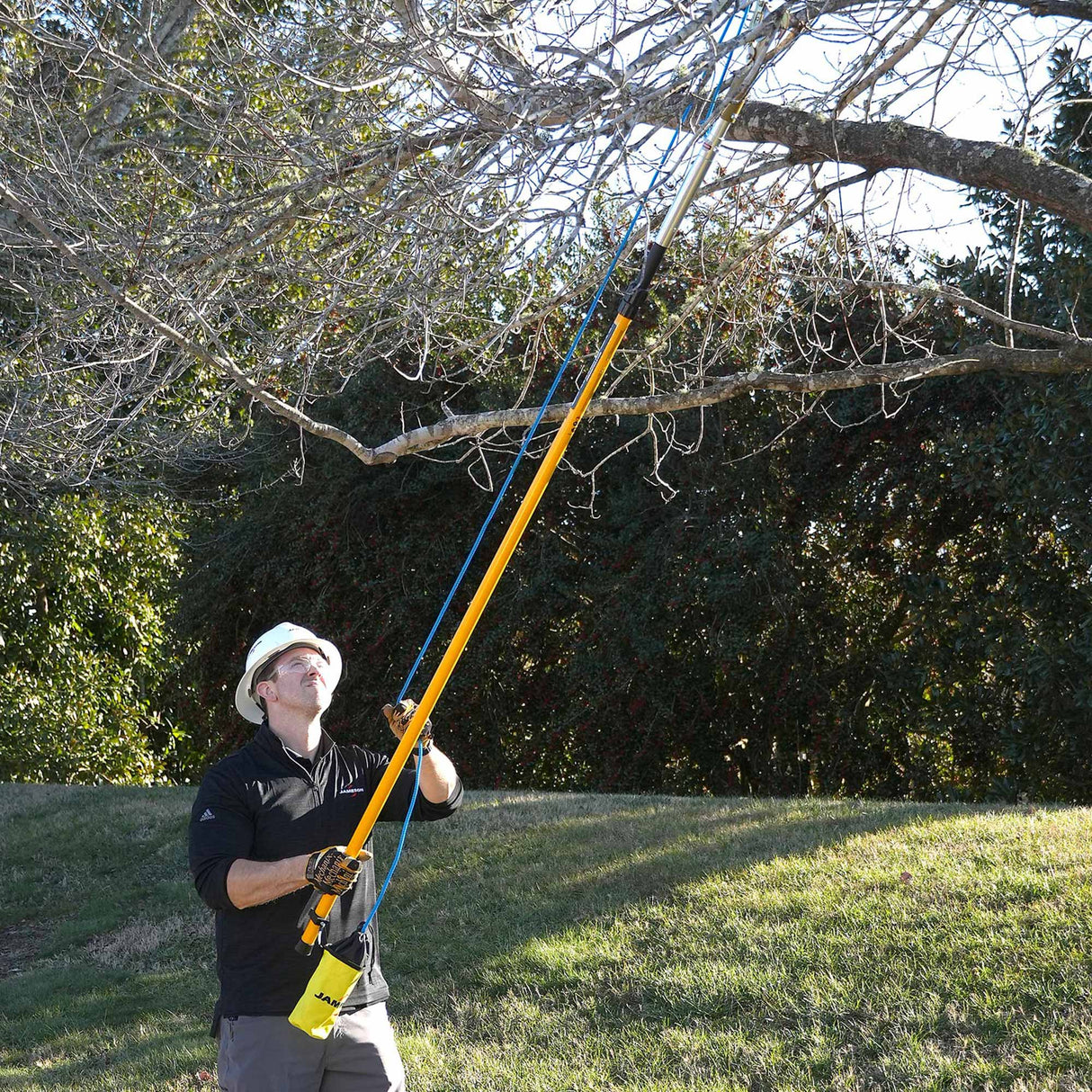 Jameson JE-6PKG-7 foam core line clearance pruner kit in use