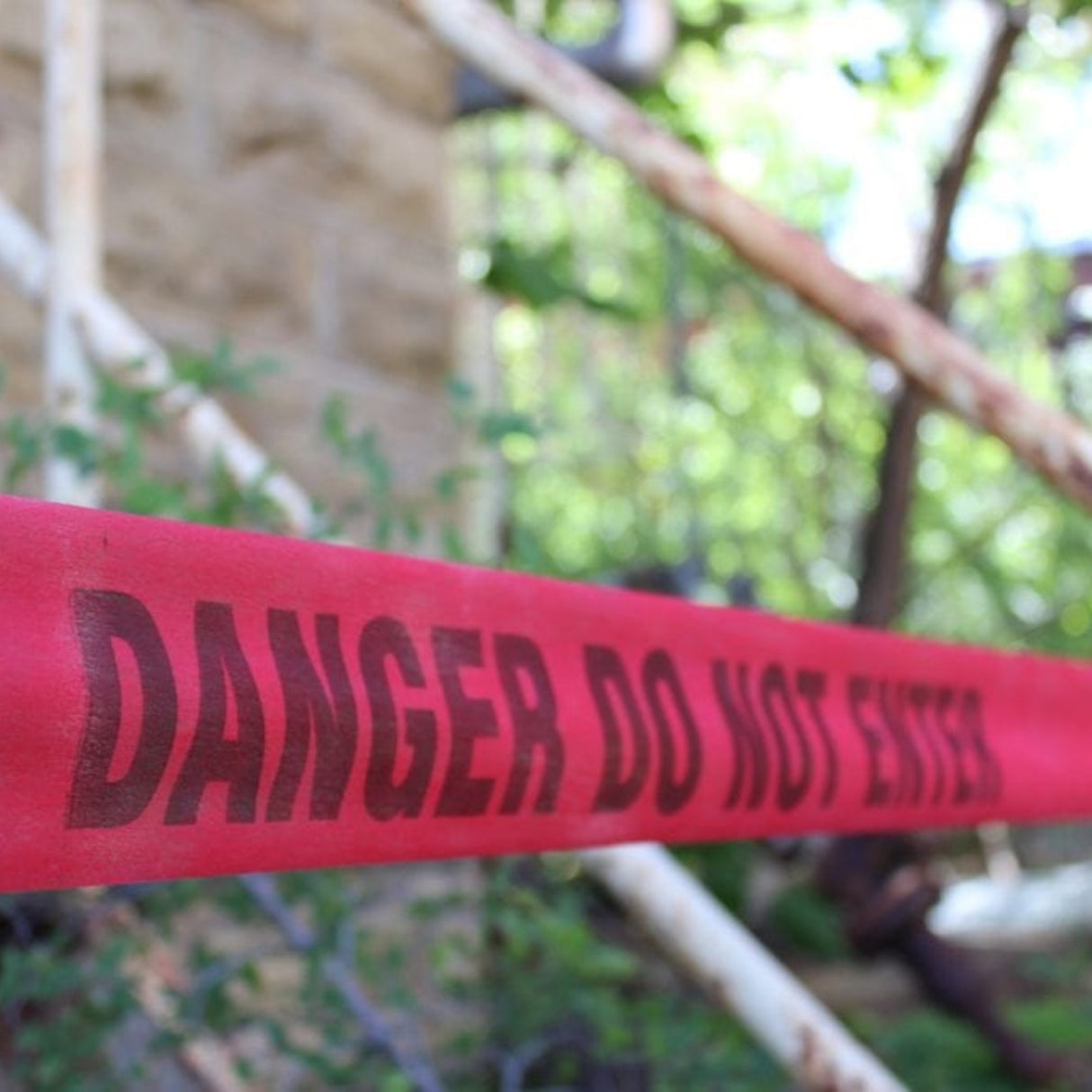 BIODEGRADABLE BARRICADE TAPE | Utility Pipe Supply