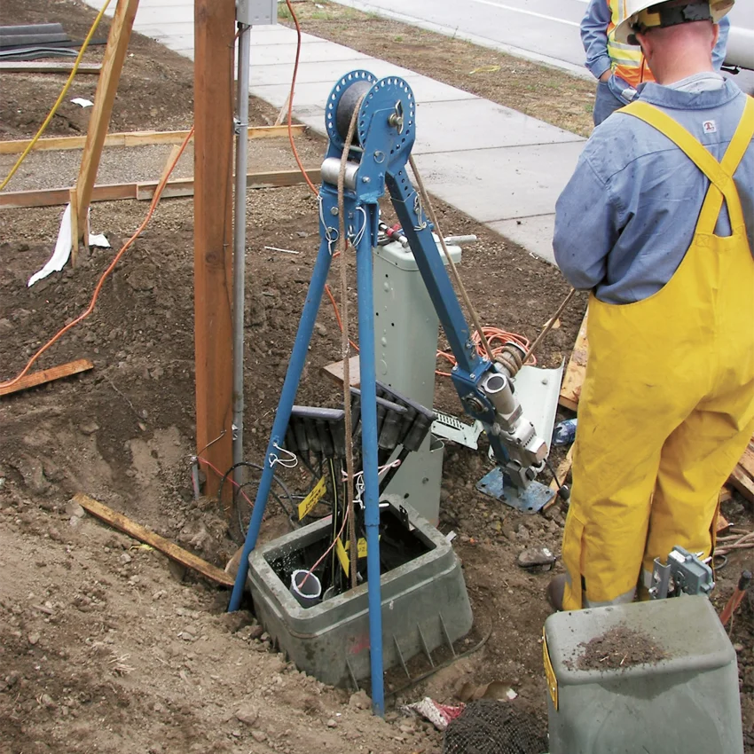 CableGlider LW Tripod | Utility Pipe Supply