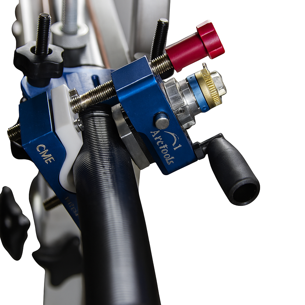 Semi peelable conductor scorer tool with chamfered semicon removal features, designed for efficient utility applications.