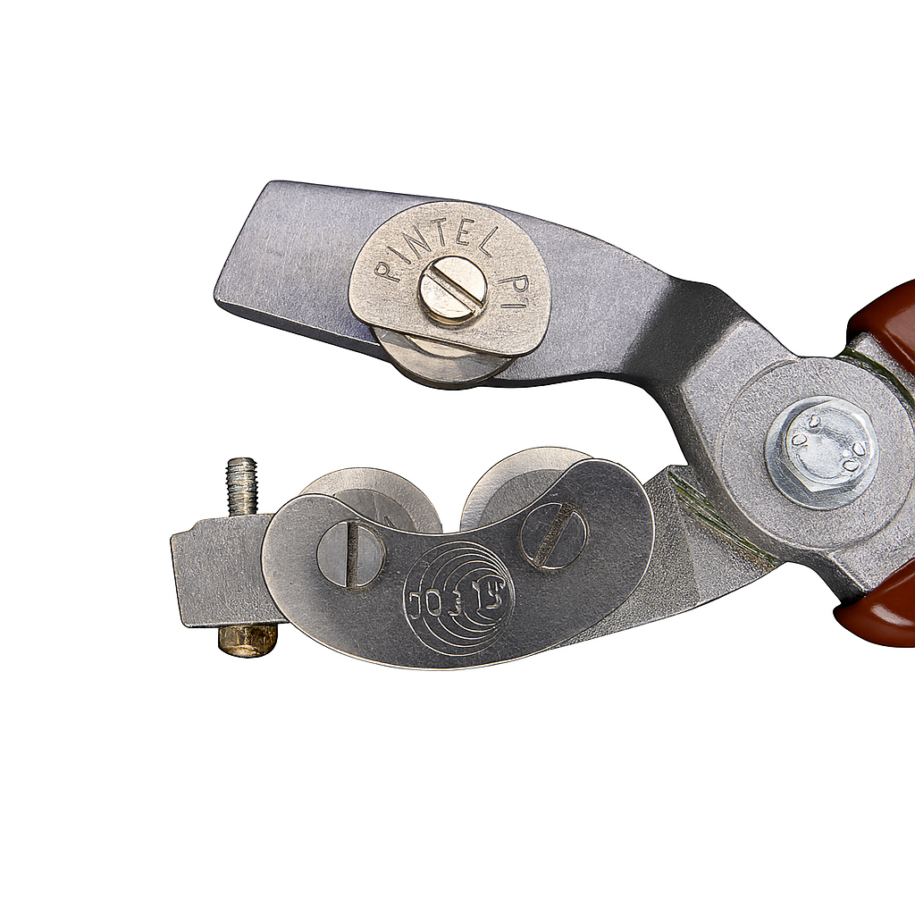 PILC cable pliers designed for removing paper insulation from medium voltage cables up to 1 inch in diameter.