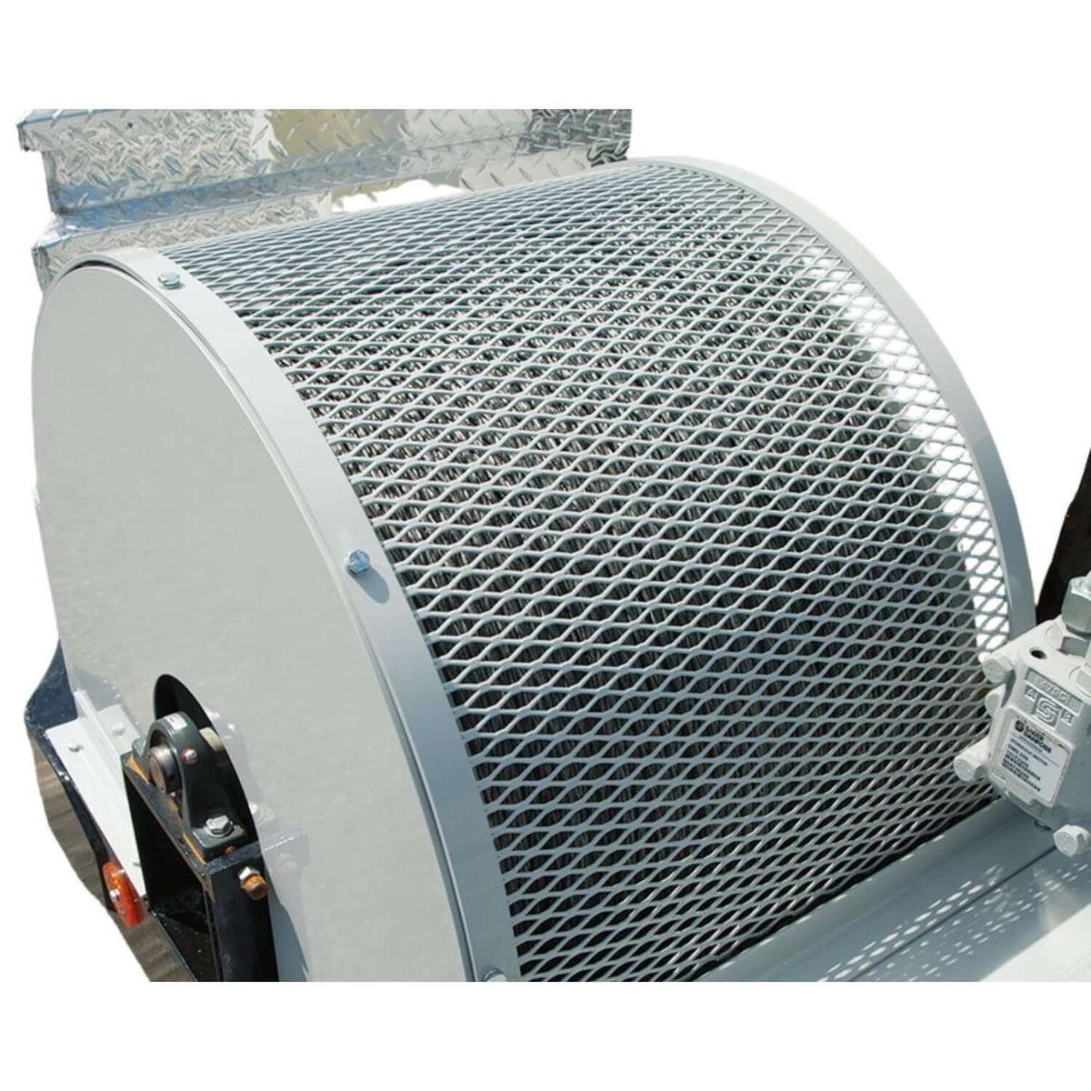 APS75 hydraulic cable puller rope reel with protective mesh guard